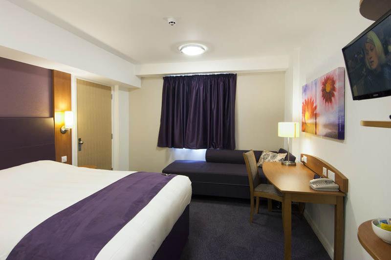 Premier Inn Вустер Экстерьер фото
